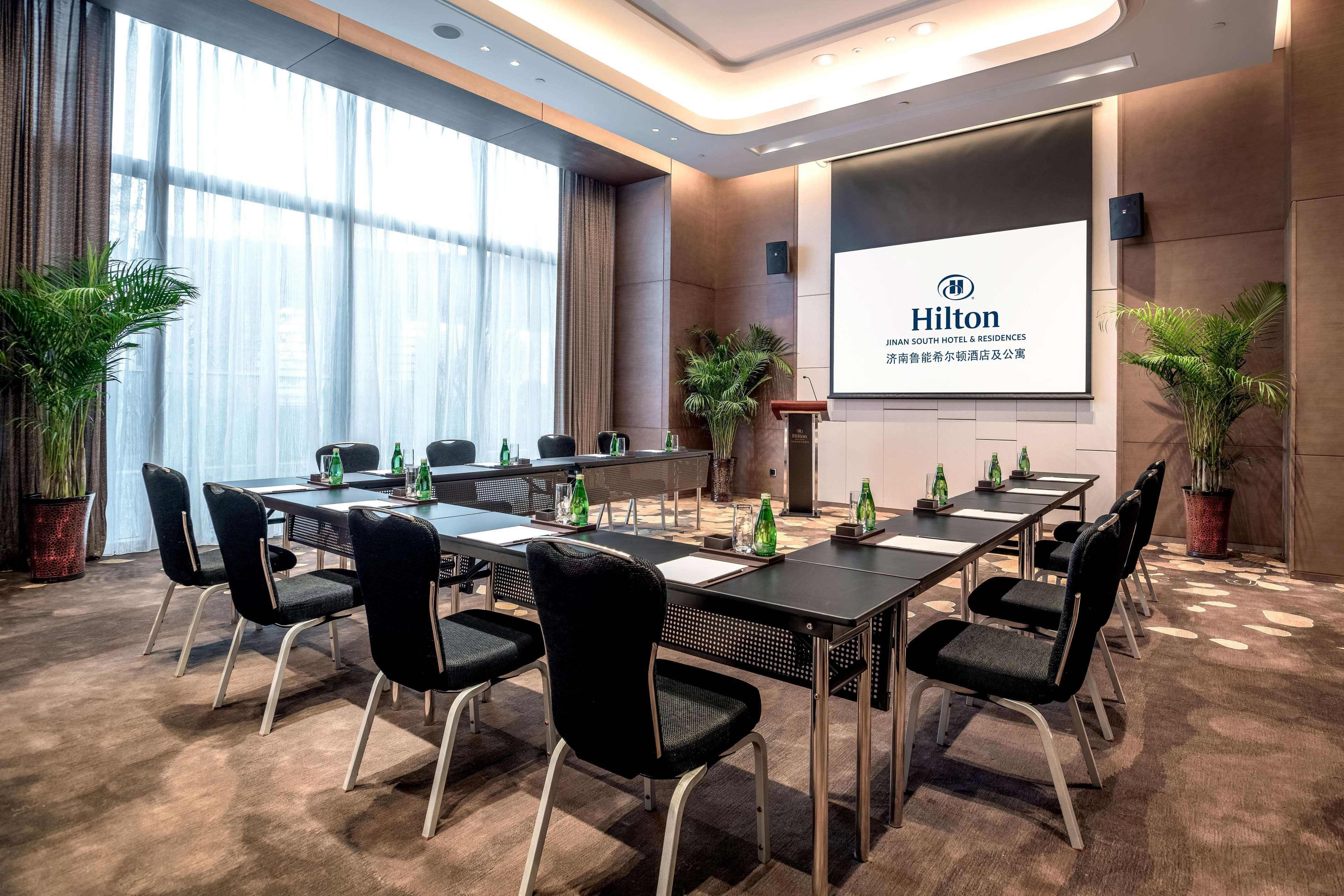 Hilton Jinan South Hotel & Residences Esterno foto