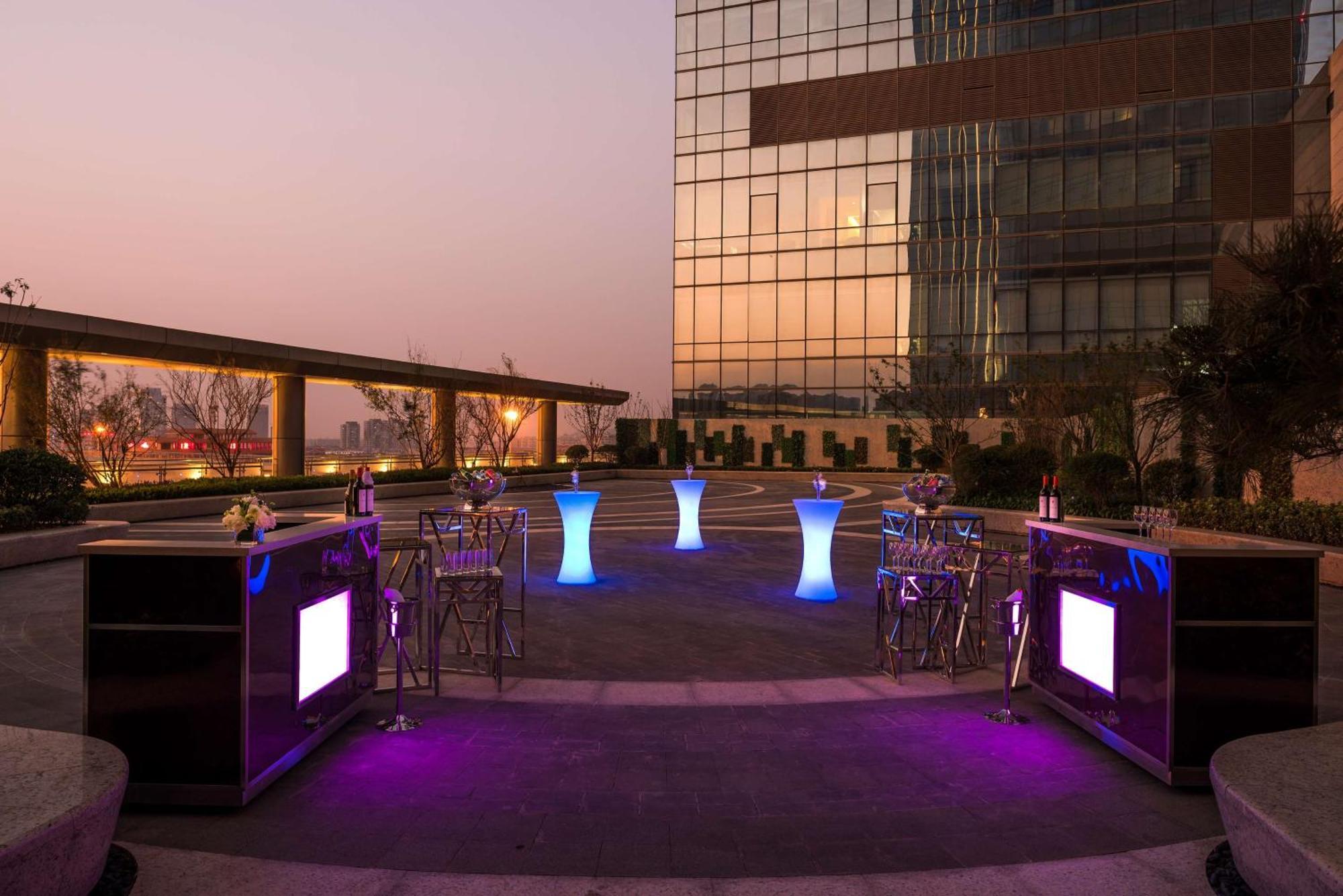 Hilton Jinan South Hotel & Residences Esterno foto