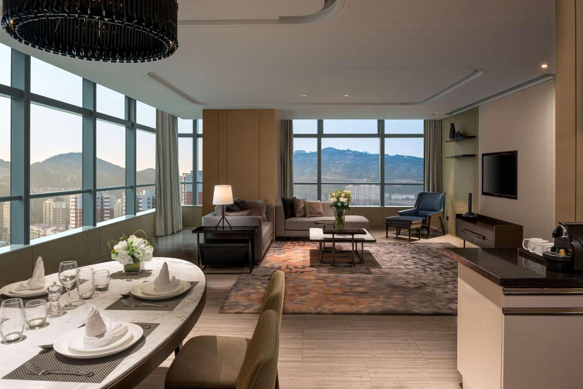 Hilton Jinan South Hotel & Residences Esterno foto