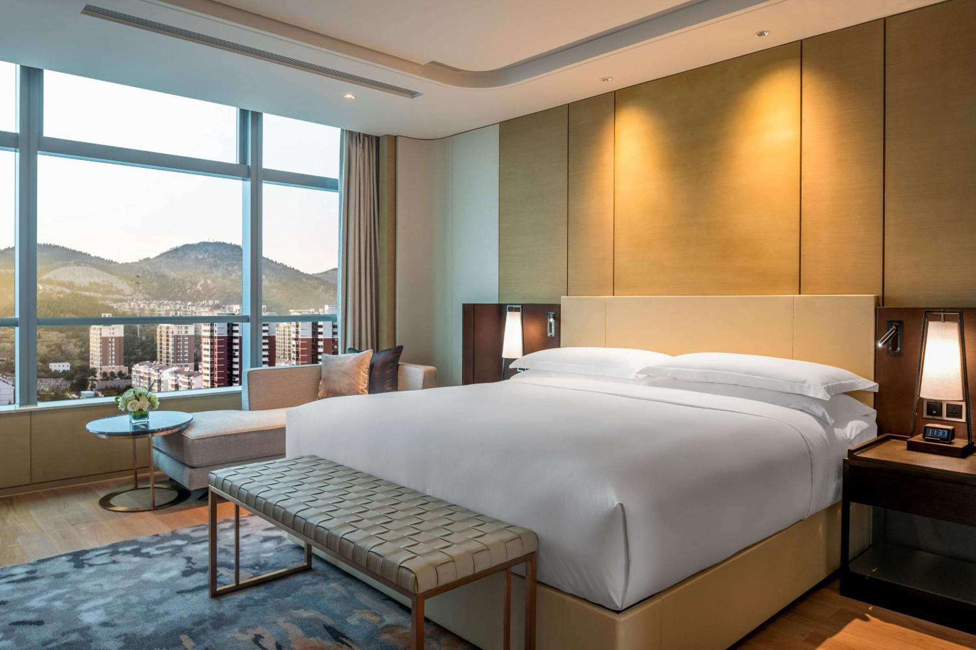Hilton Jinan South Hotel & Residences Esterno foto