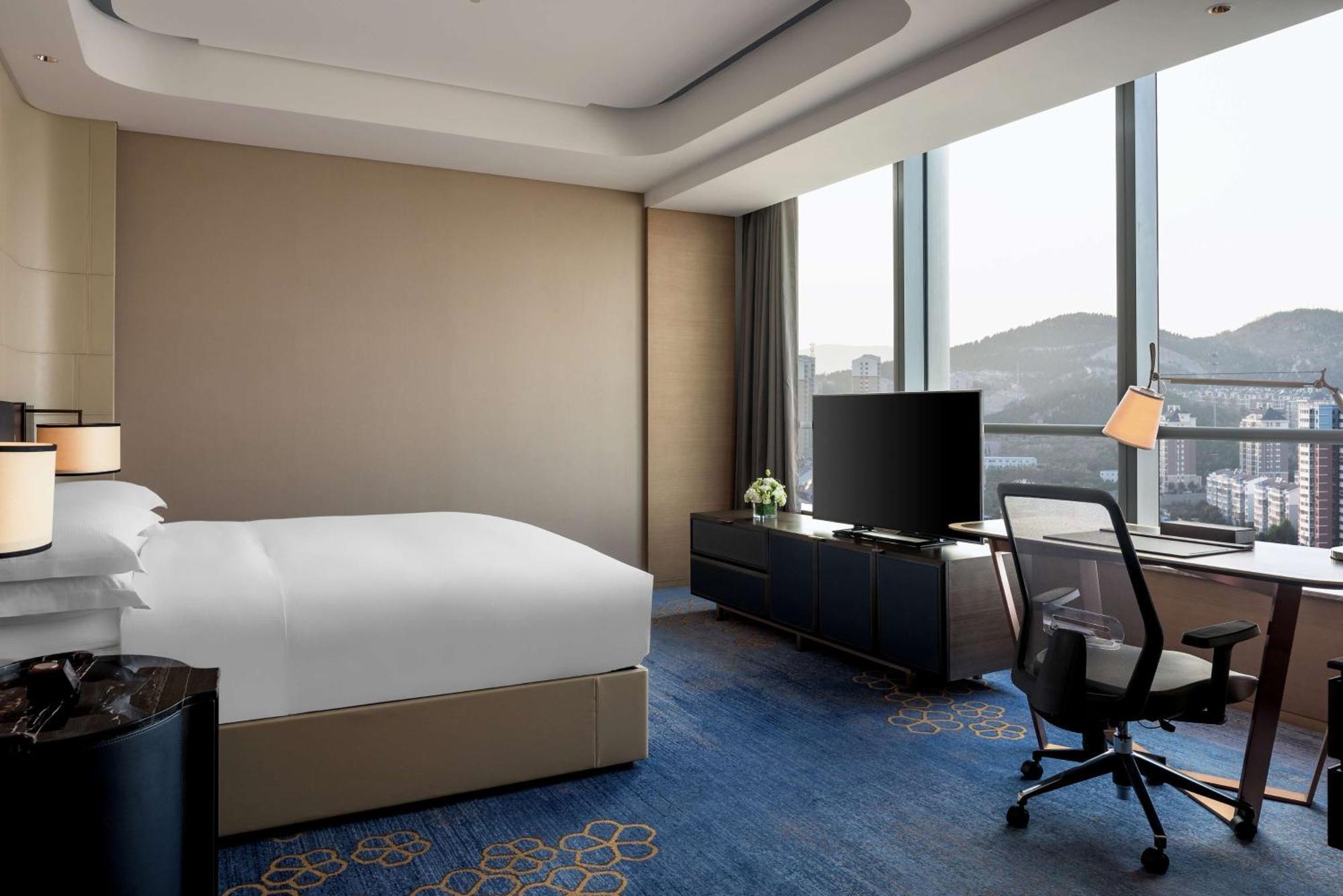 Hilton Jinan South Hotel & Residences Esterno foto